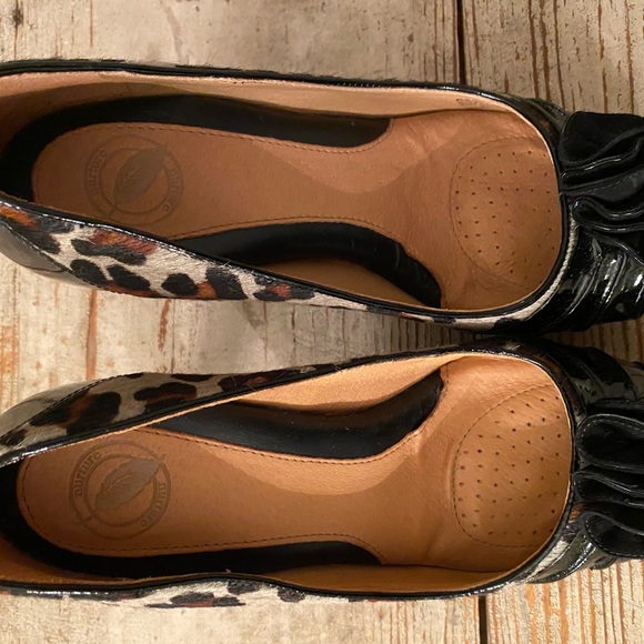 Nurture Rosalind Calf Hair Leopard Peep Toe Pumps - Picture 3 of 6